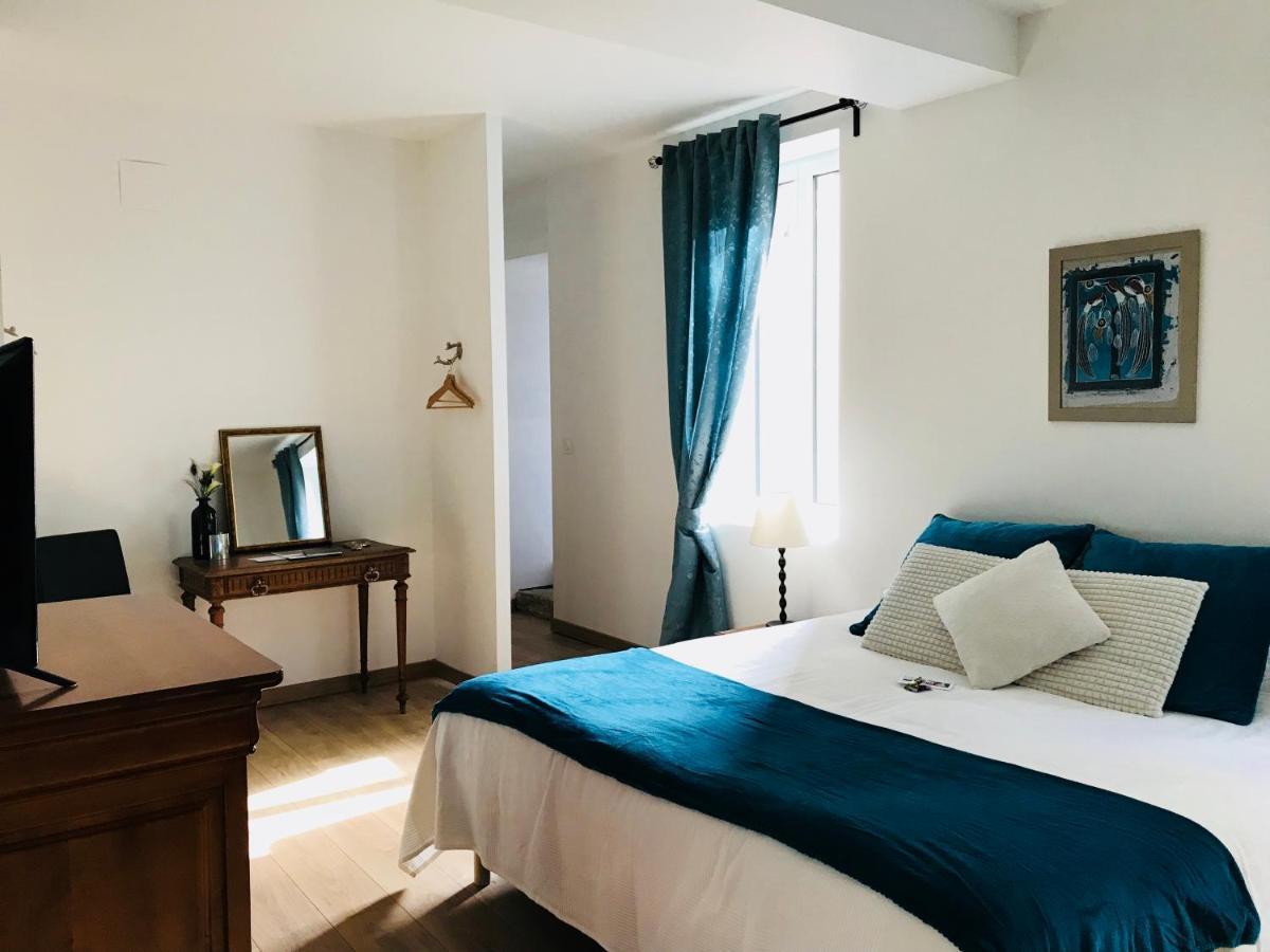 Le Chateau Segot Neuilly-le-Real Екстер'єр фото
